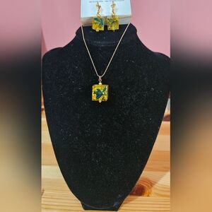 Elegant Yellow and Blue Floral Necklace with Geometric Pendant